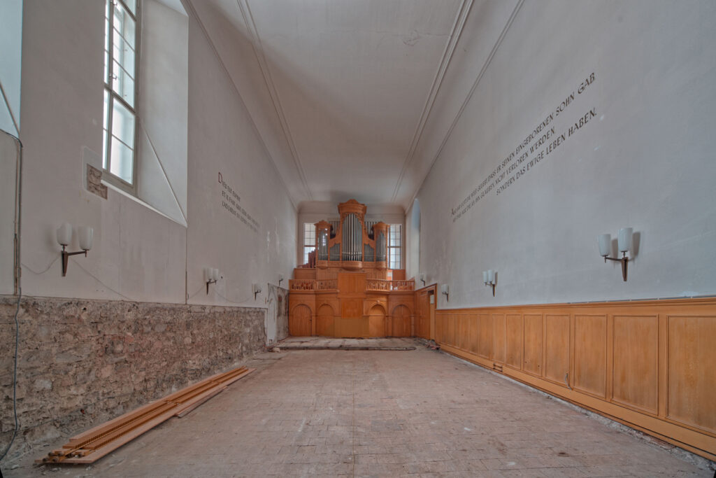 11_Orgel_Unten_C_K Foto Ernst Schär Kirchenschiff Sicht auf Orgel St. Katharinen St. Gallen