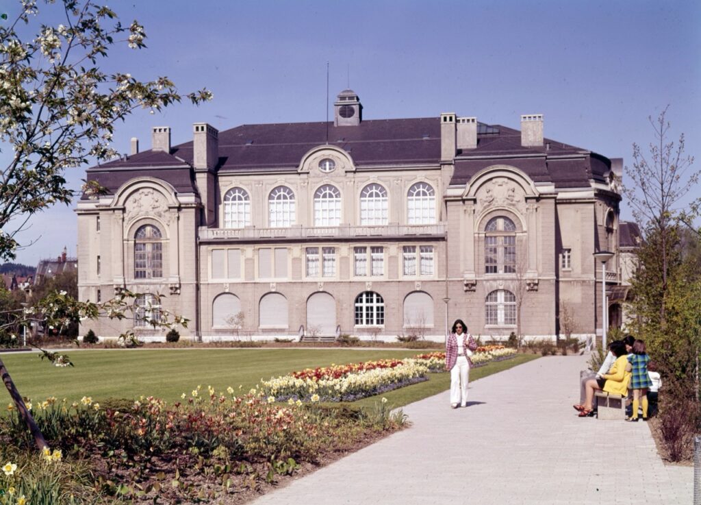 museumstrasse 25_1975_tonhalle_StadtASG_PA_Foto_Gross_E9773